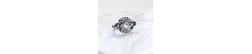 Gray Agate Stretch Ring