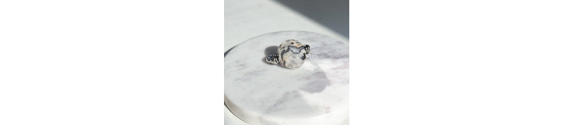 Gray Agate Stretch Ring