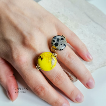 Gray Agate Stretch Ring