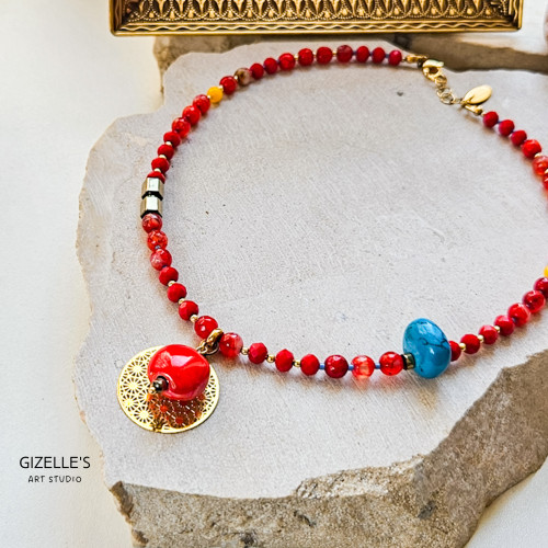 Naszyjnik RED ROYAL – czerwone agaty i vintage detal | Gizelle’s