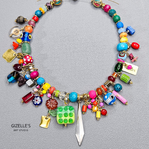 Bogaty projekt indywidualny – naszyjnik artystyczny na zamówienie