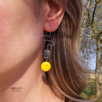 Kolczyki VITA C – żółty howlit i stal szlachetna