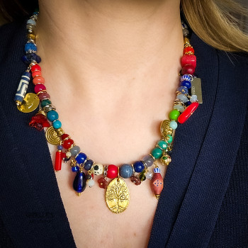 Bogaty Indigo Red – artystyczny naszyjnik z zawieszkami