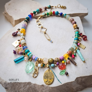 Bogaty projekt indywidualny – naszyjnik artystyczny na zamówienie