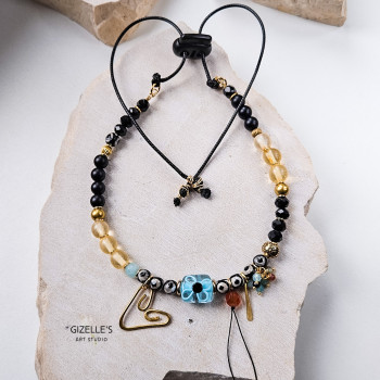 Naszyjnik MOYO – artystyczna biżuteria handmade z sercem z mosiądzu | Gizelle’s