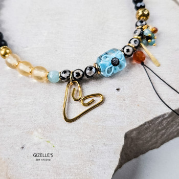 Naszyjnik MOYO – artystyczna biżuteria handmade z sercem z mosiądzu | Gizelle’s