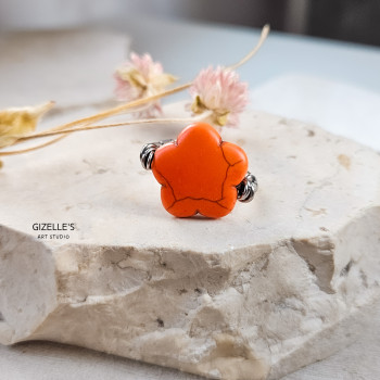 Elastyczny pierścionek Orange Peel – howlit i stal szlachetna