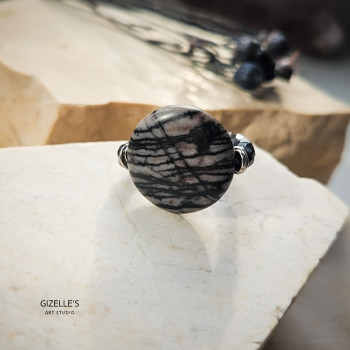 Elastyczny pierścionek Picasso – jaspis i szkło czeskie