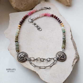 Naszyjnik Marina – kamienie naturalne i guziki vintage