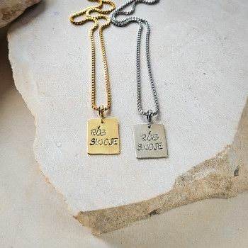 Naszyjnik RÓB SWOJE – biżuteria z napisem