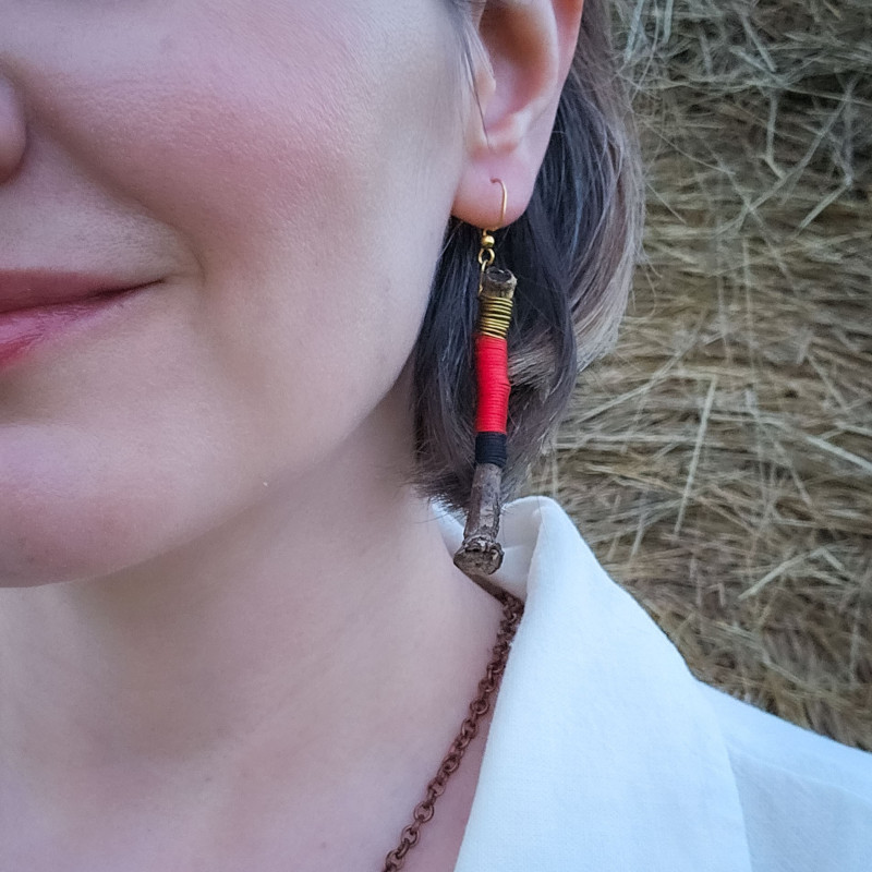 Długie kolczyki Patyki De Luxe z naturalnych gałązek dębu.